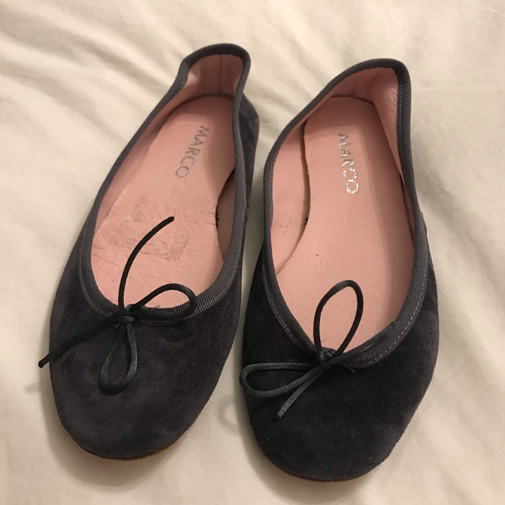 New with tags Marco suede leather grey flats